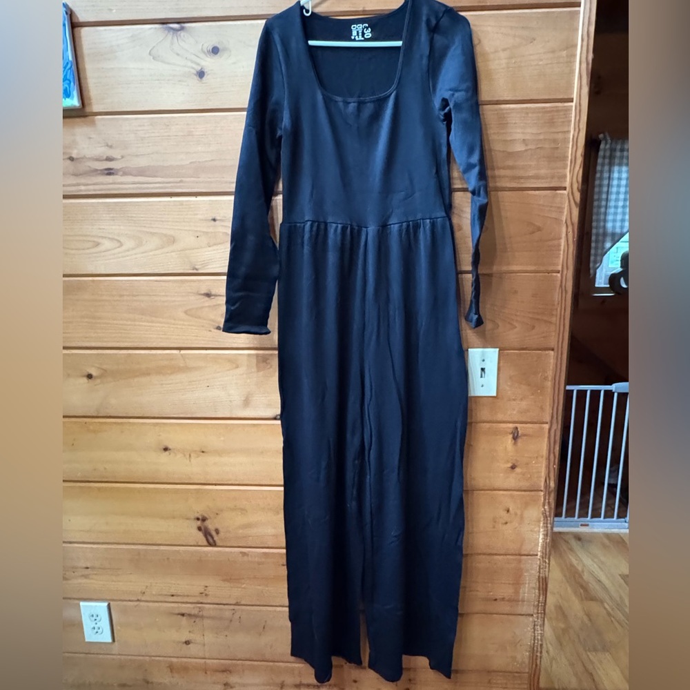 Amazon Black Women's Jumpsuit